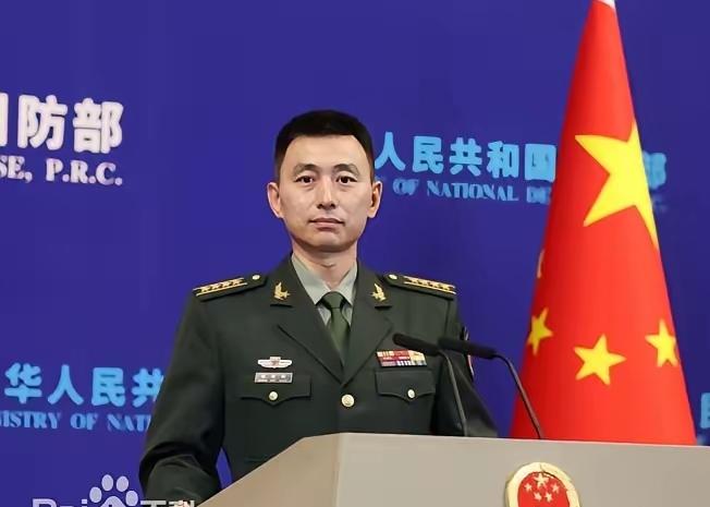 12月25日下午，国防部举行例行记者会，张晓刚大校公开喊话，中国人民解放军全时待