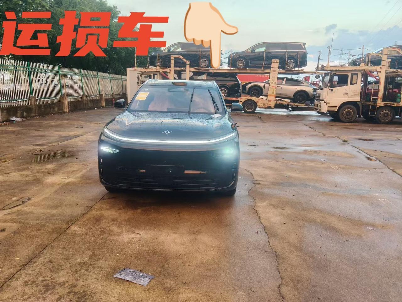 奕派M8  600Max 乾崑版  指导价21.98万 (选装包2：二排双零重力