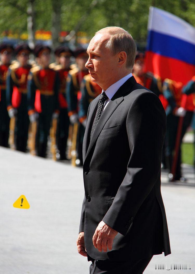 普京真是敢直面问题的总统！在一个士兵遗孀向普京哭诉着诉说自己未领到抚恤金的遭遇时