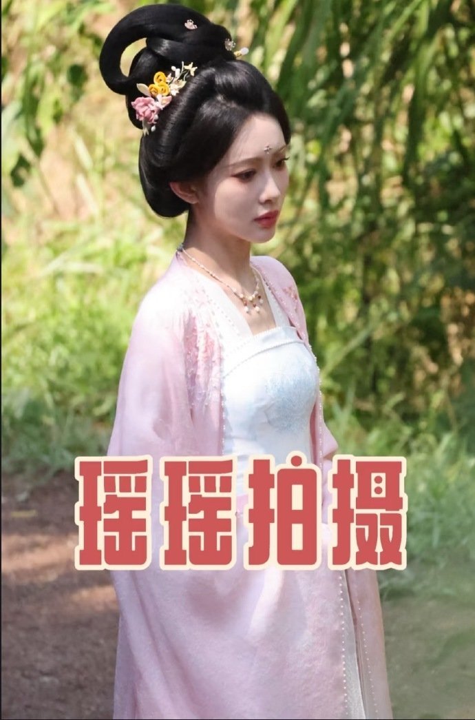 孟子义唐妆的适配度孟子义尚公主粉衣花钿造型路透 孟子义唐妆的适配度，尚公主粉衣花