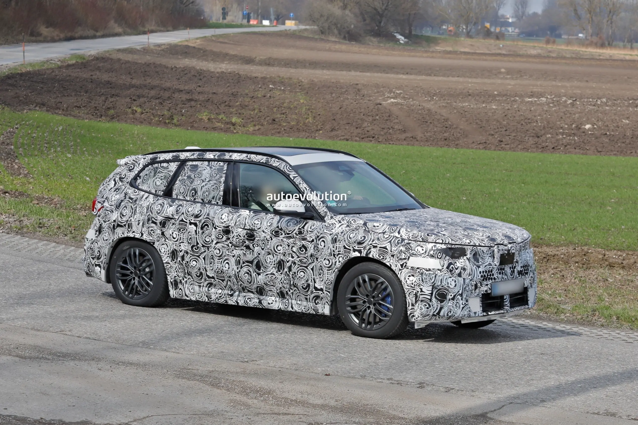 2027全新BMW 宝马X1