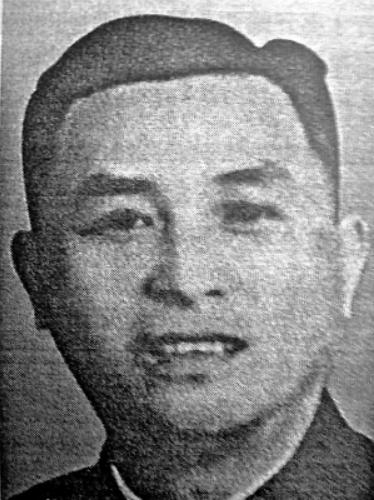 [微风]1941年，谢育才夫妇被捕，在狱中生下一个儿子。为逃出去，夫妻二人将儿子