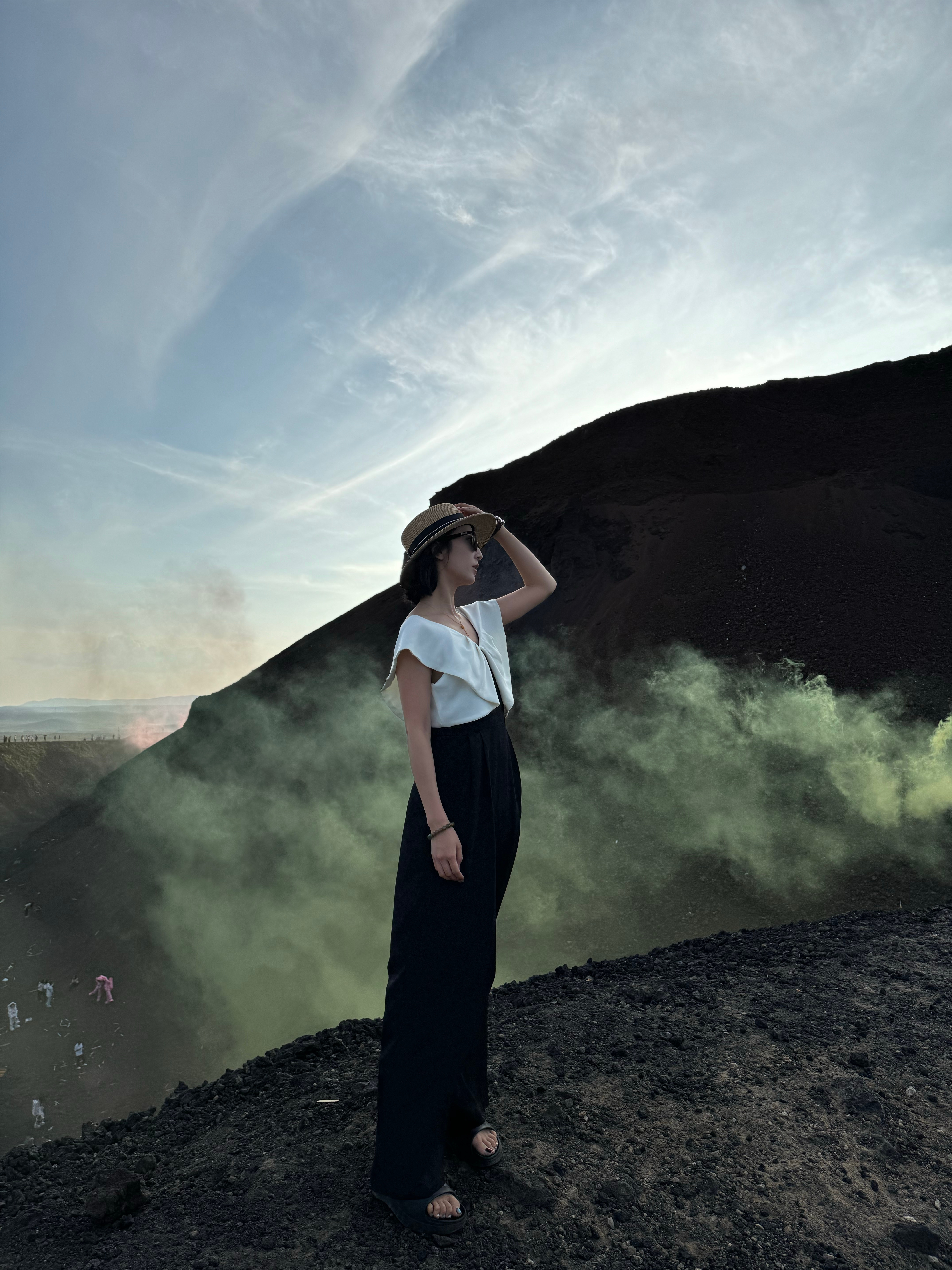 火山🌋烟雾🌫️ ​​​