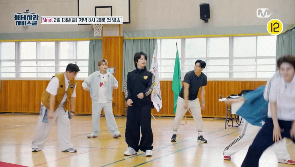 就这随便动两下我都觉得好帅  专栏 · 请回答宠物托管所