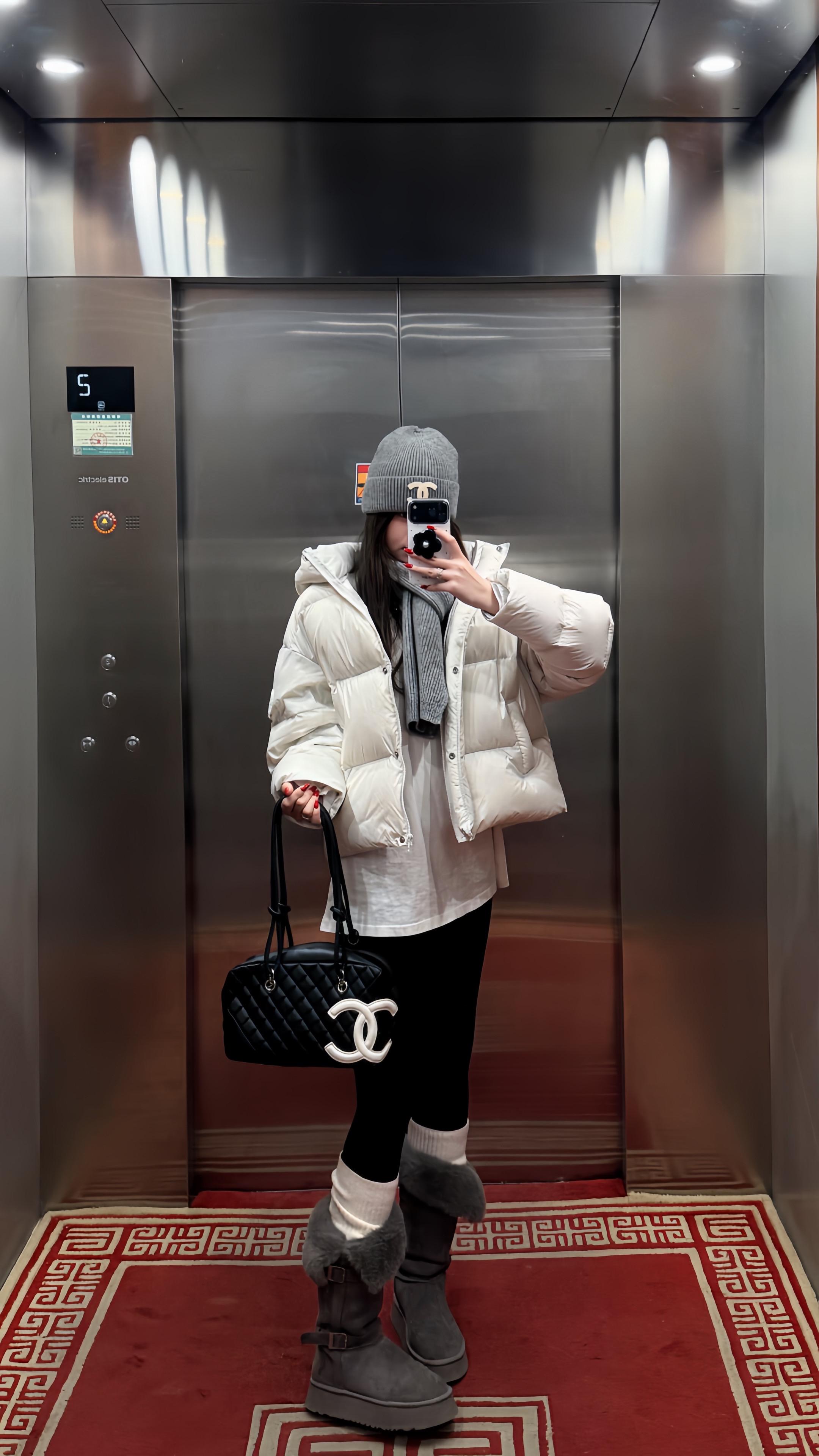 坚定的东西风再大都吹不走