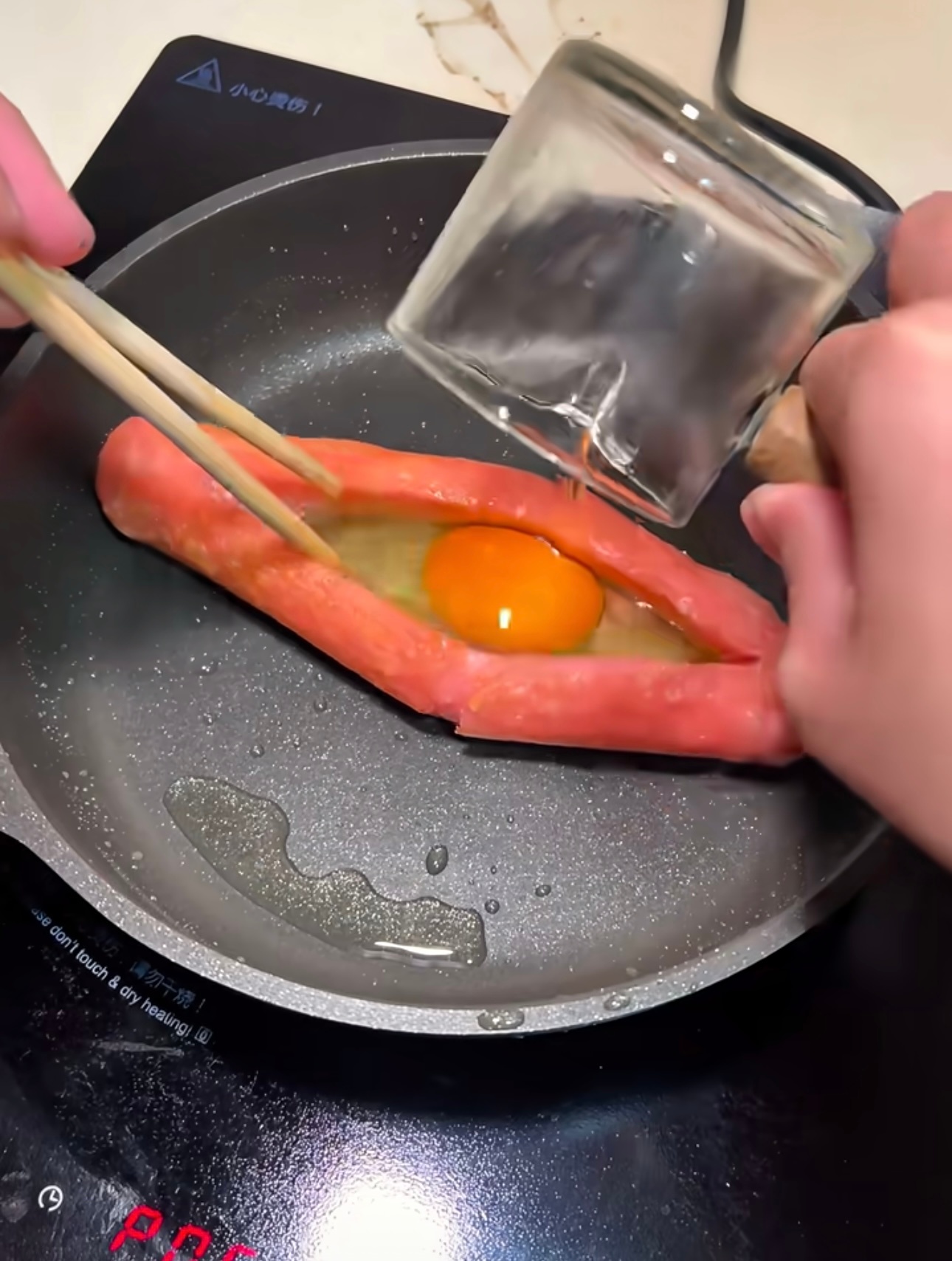 肠包蛋也进入瑜伽裤时代了我的幽默灵感片场全网热点共创计划