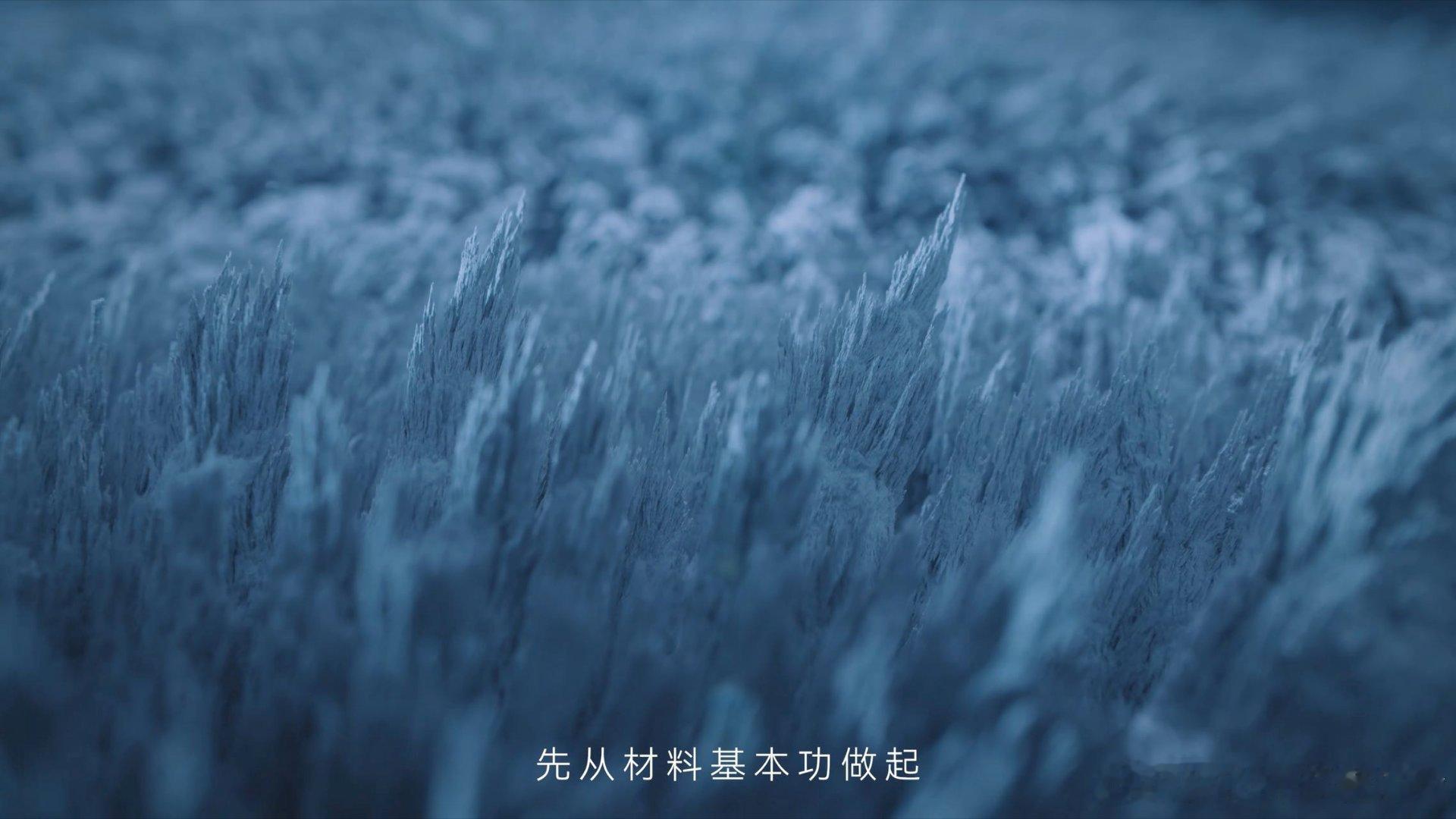 李乃文一个坏消息一个好消息 坏消息是华为新款双折叠开售 李乃文取机时上演摔机小插