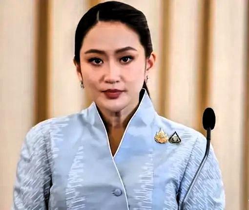 泰方称：超10名泰国士兵交火中受伤！

今天，泰国与柬埔寨在两国边境争议地区发生