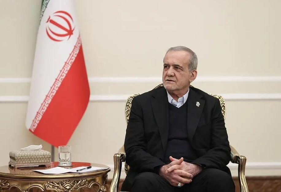 伊朗开出3大停战条件，喊话美国赔款，特朗普被狠狠羞辱

据外媒报道，当地时间3月