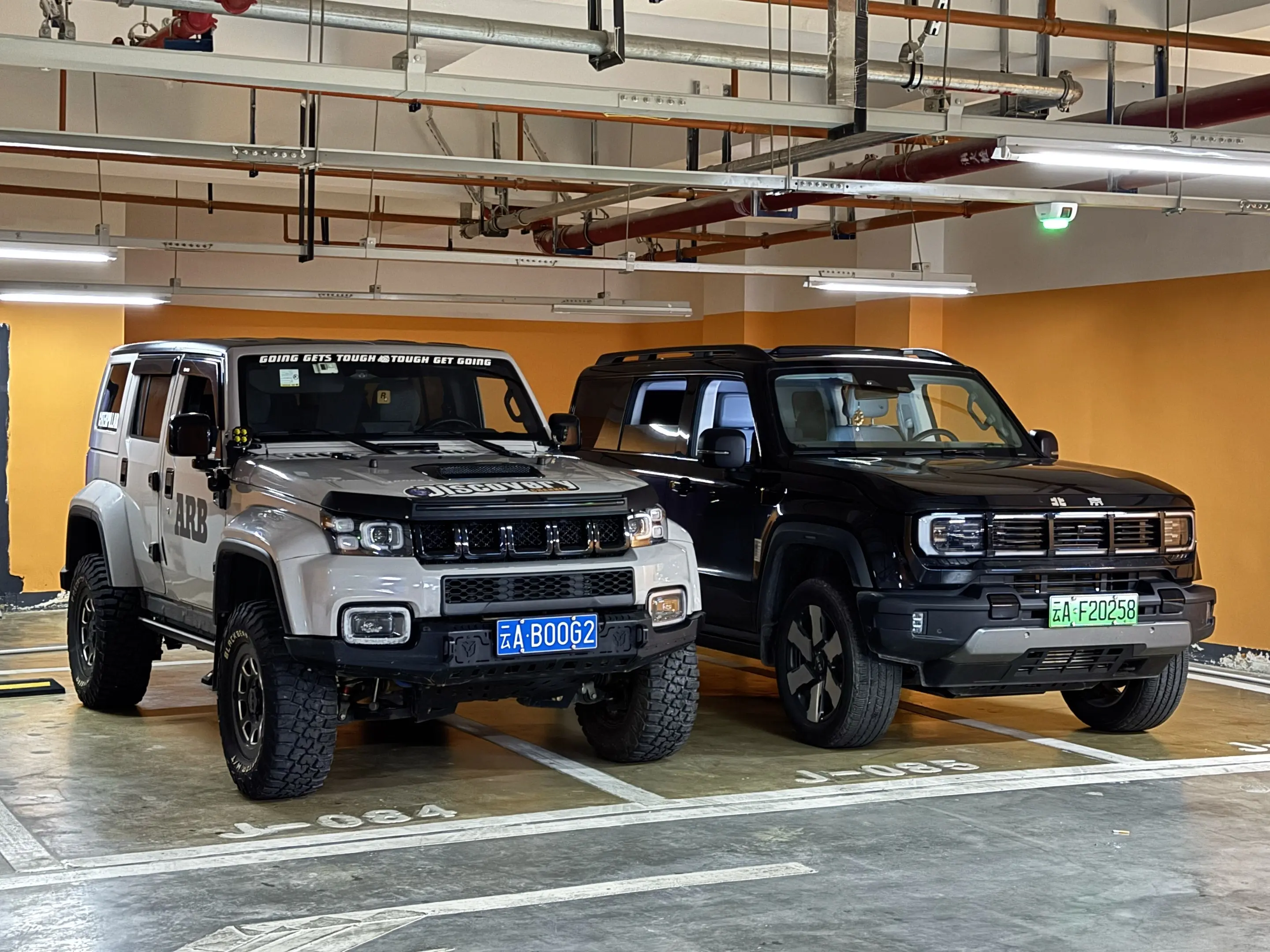 bj40新款和老款你喜欢哪个。