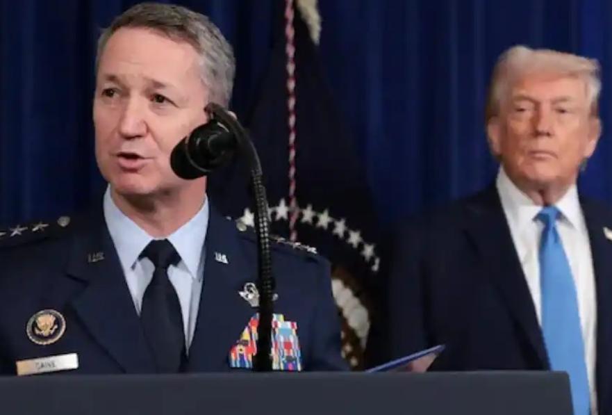 特朗普这是真把自己架在火上烤了，想打伊朗却骑虎难下。春节期间美伊关系再度紧张，美