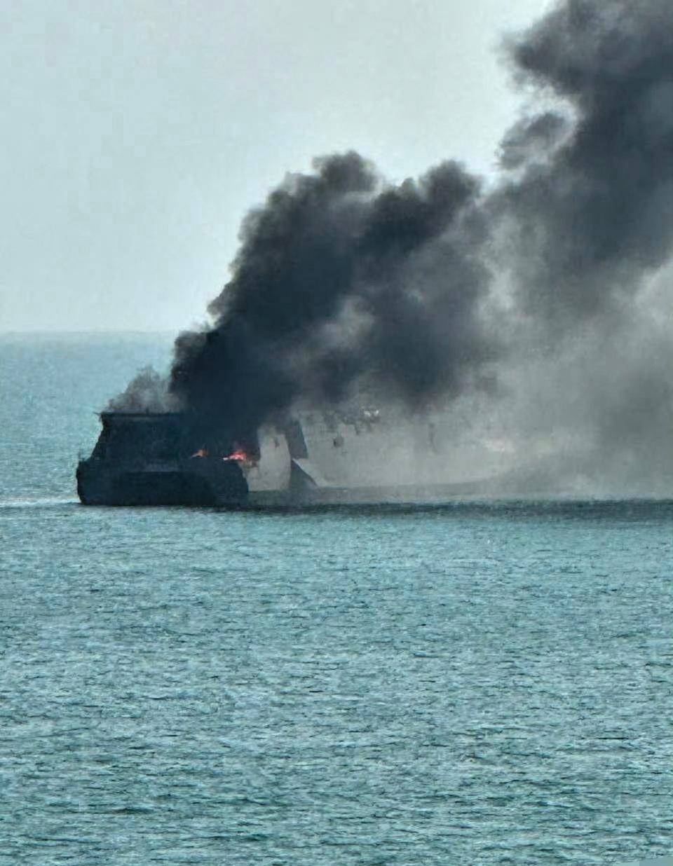 美国潜艇于远海猎杀伊朗军舰，给我们带来了深刻警示与思考。

当地时间3月4日，伊