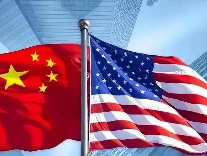彻底装不下去了！中国芯片刚弯道超车，美国立马疯狂唱衰
 
真的太真实了！国产芯片