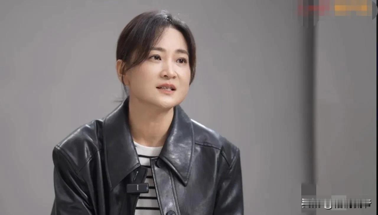 其实，贾玲一直都是我心中的女神，只是换了一种存在方式罢了。每个人都希望成为贾玲，