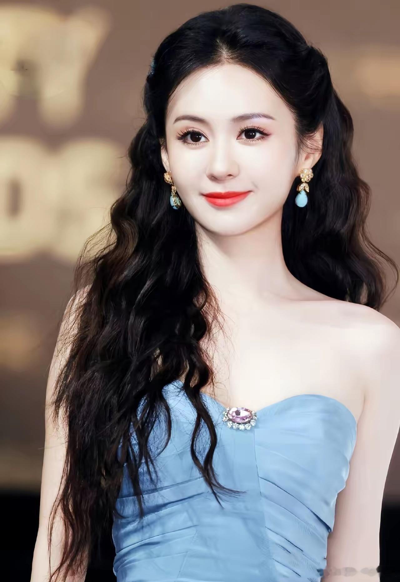 如果我是郑合惠子，签约杨幂公司以后，做的第一件事，就是马不停蹄地找人取一个新艺名