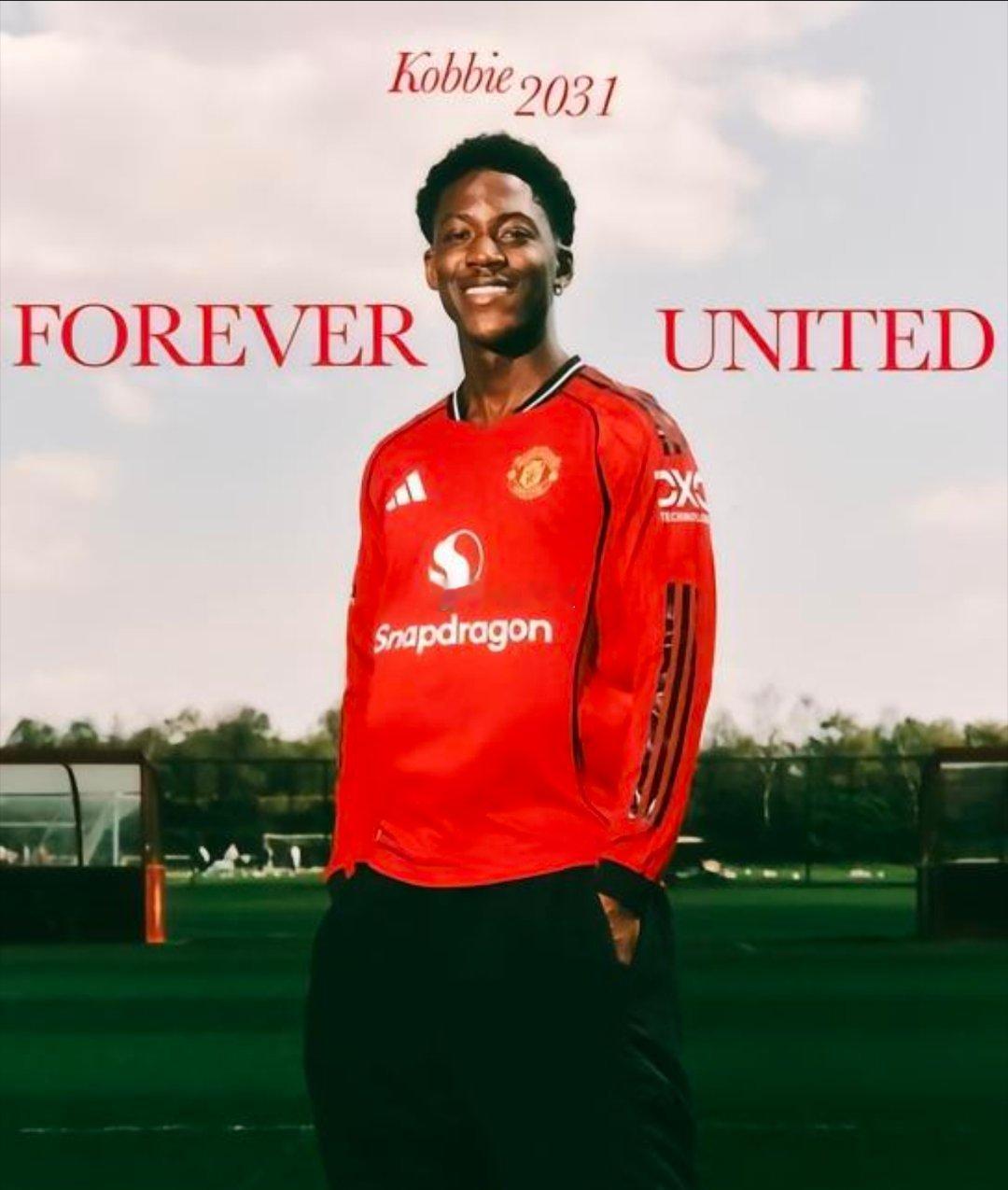 曼联官方确认：青训瑰宝科比·梅努与俱乐部续约至2031年6月，长期留守梦剧场！ 