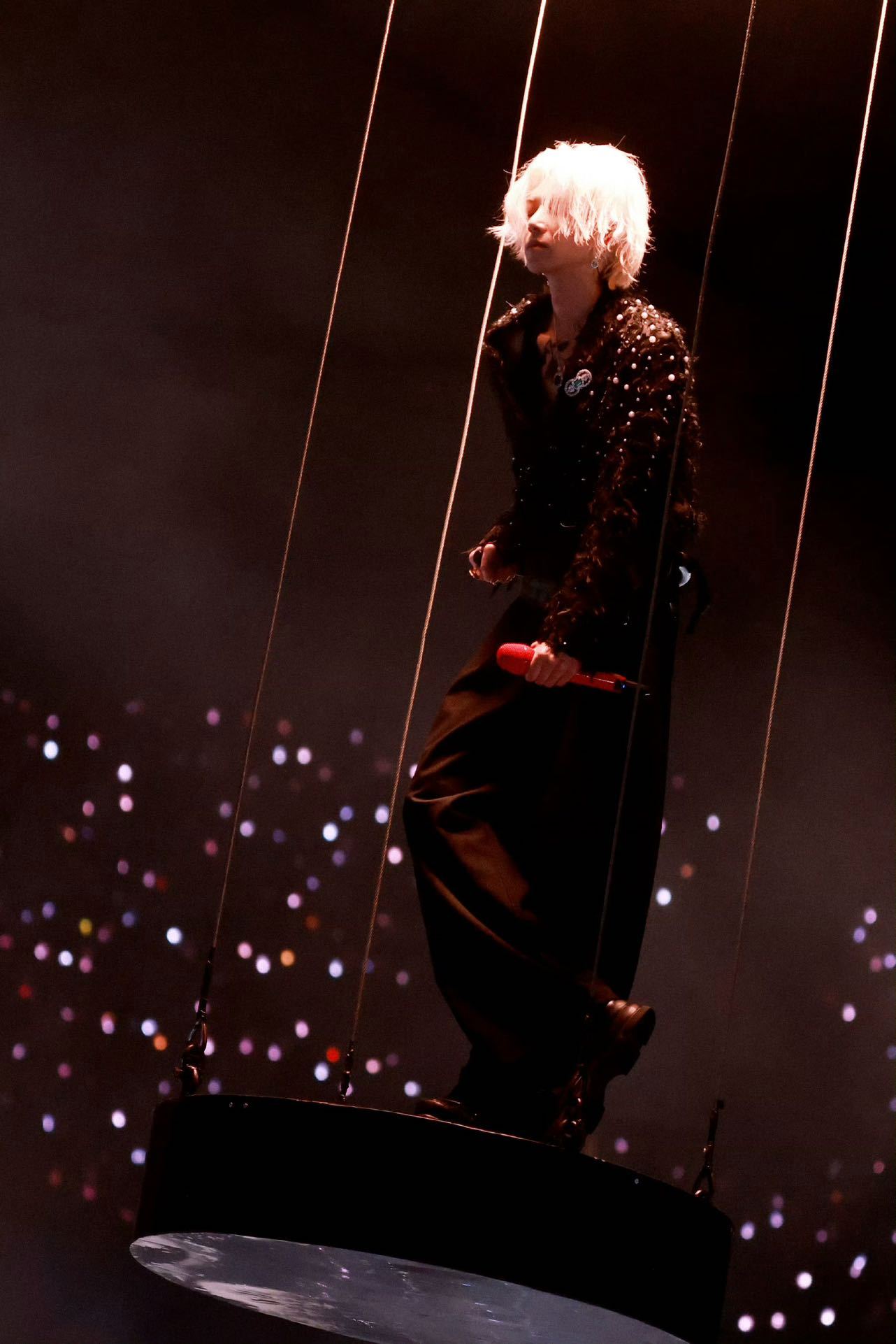 华晨宇火星乐园2.0真的来了火星演唱会乐园2.0的舞美设计，以“永恒”为核心的舞