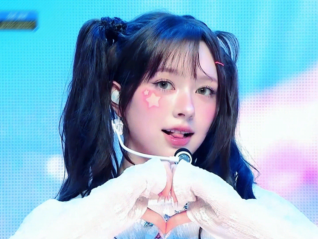 祝文夏奈尔生日快乐🎂 