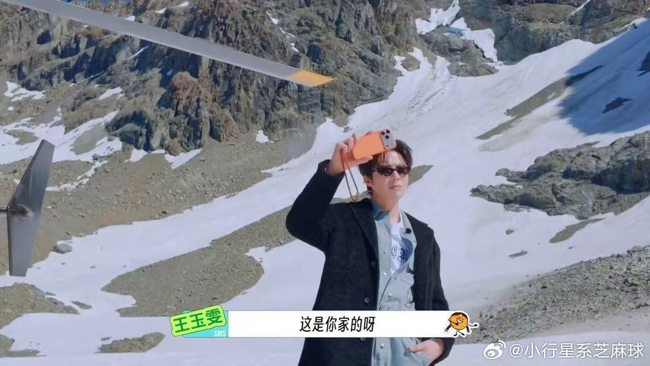 刘宇宁是不是自带“快来夸我” buff啊？开推里金靖刚喊完古装的神，地球超新鲜里