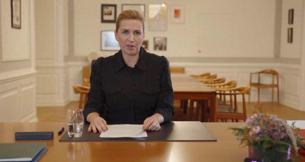 冯德莱恩当着全世界的面，直接跟美国硬刚了，1 月 7 日在塞浦路斯的公开活动上，