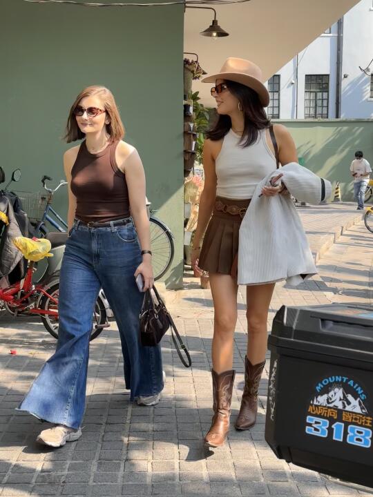 ©️live街拍｜入夏后的上海街头时髦活力🆙