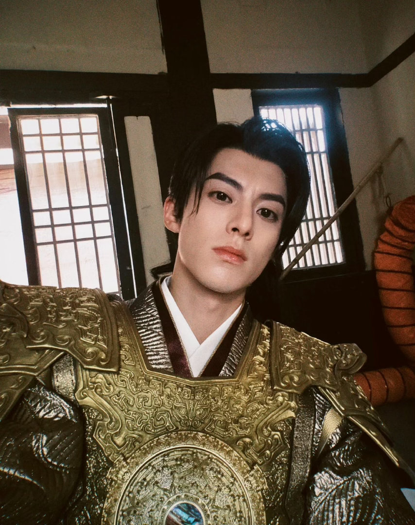 王鹤棣派许七安出征阅文盛典阅文IP盛典 缺席却比在场还有存在感，王鹤棣这波操作绝