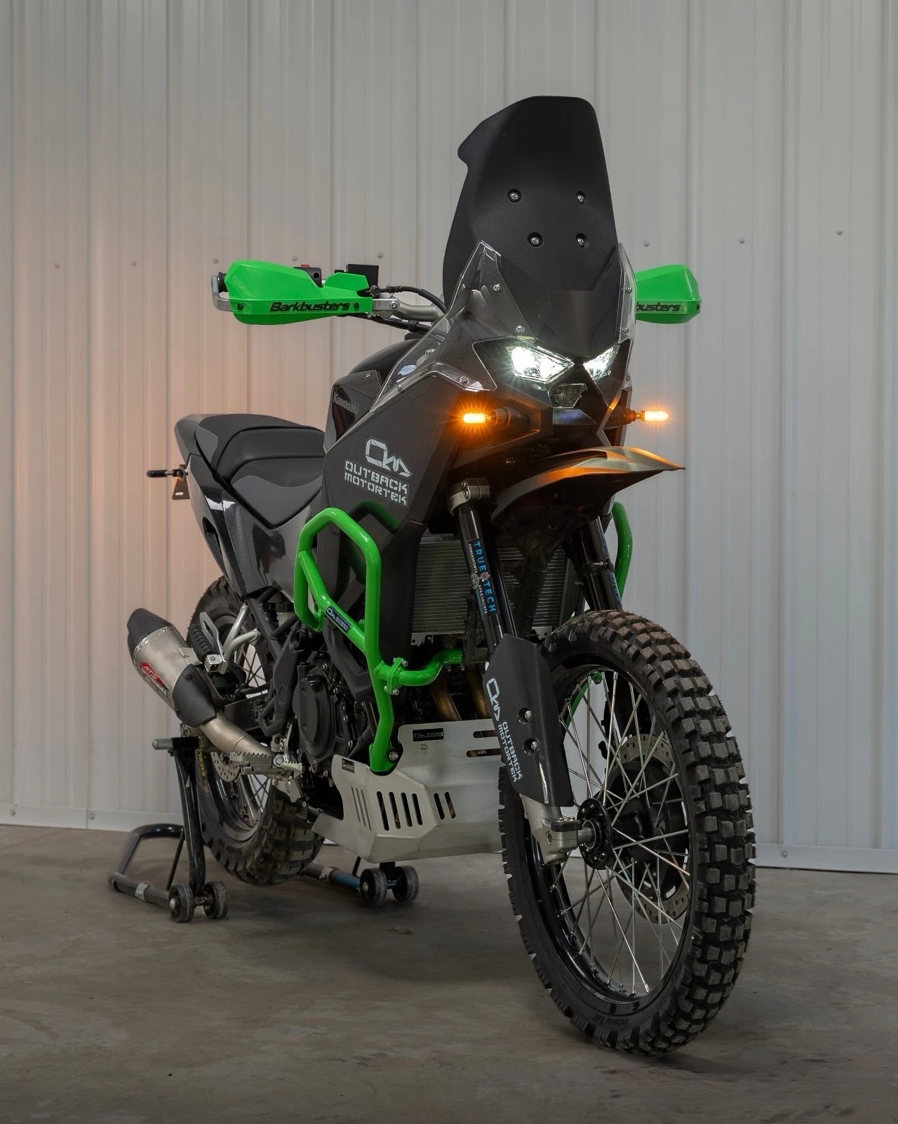 Kawasaki 2026 新型探险车 KLE500、KLE500 SE 