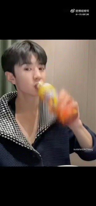 陈哲远给敬自己赛道上点强度想不到在搞笑这件事情上也可以这么让人上头，果然陈哲远还