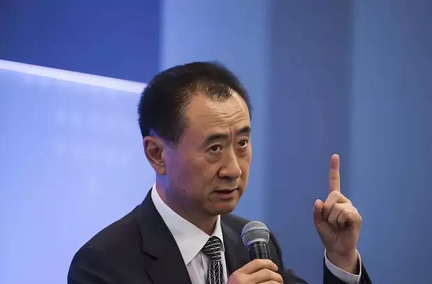 戏剧性反转！王健林“限高令”三日解除，背后是万达的断臂求生


“1.86亿，压