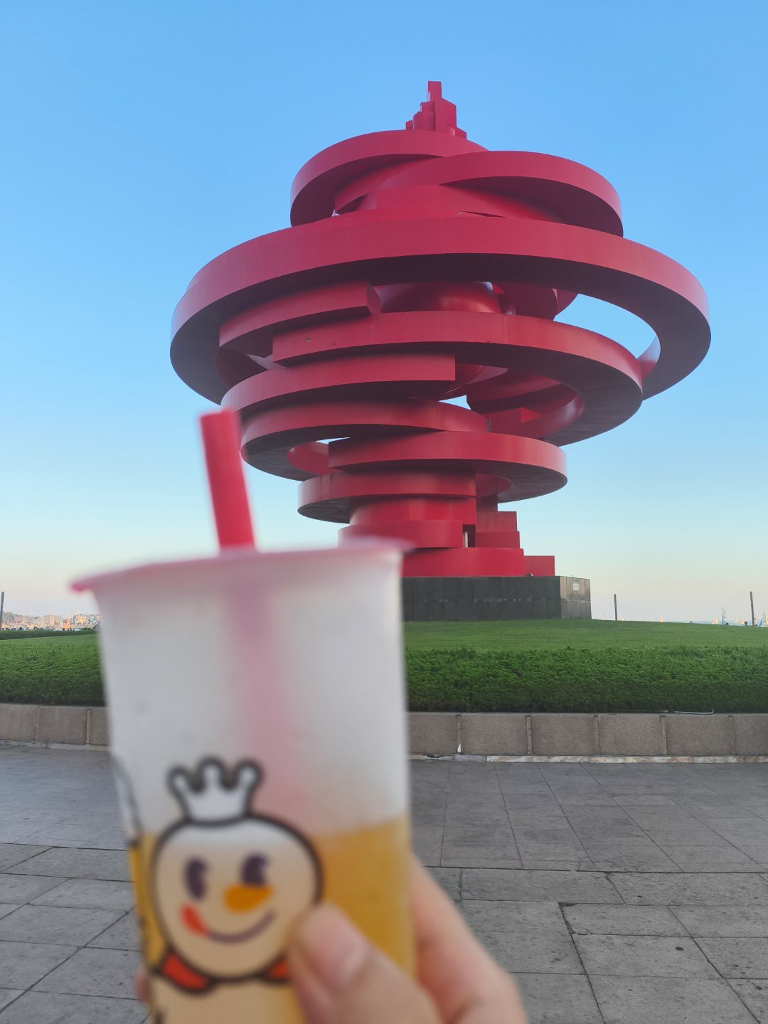 炉石传说 到青岛了！有什么地道的美食推荐吗？ ​​​