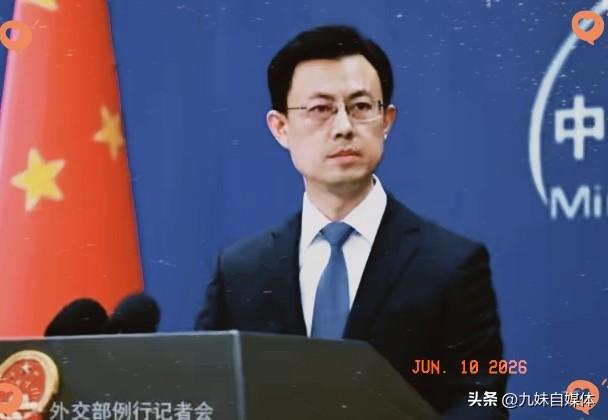 菲律宾遭遇毁灭性强震，全世界的目光都齐刷刷投向了中国。但这一次，我们的反应，和以