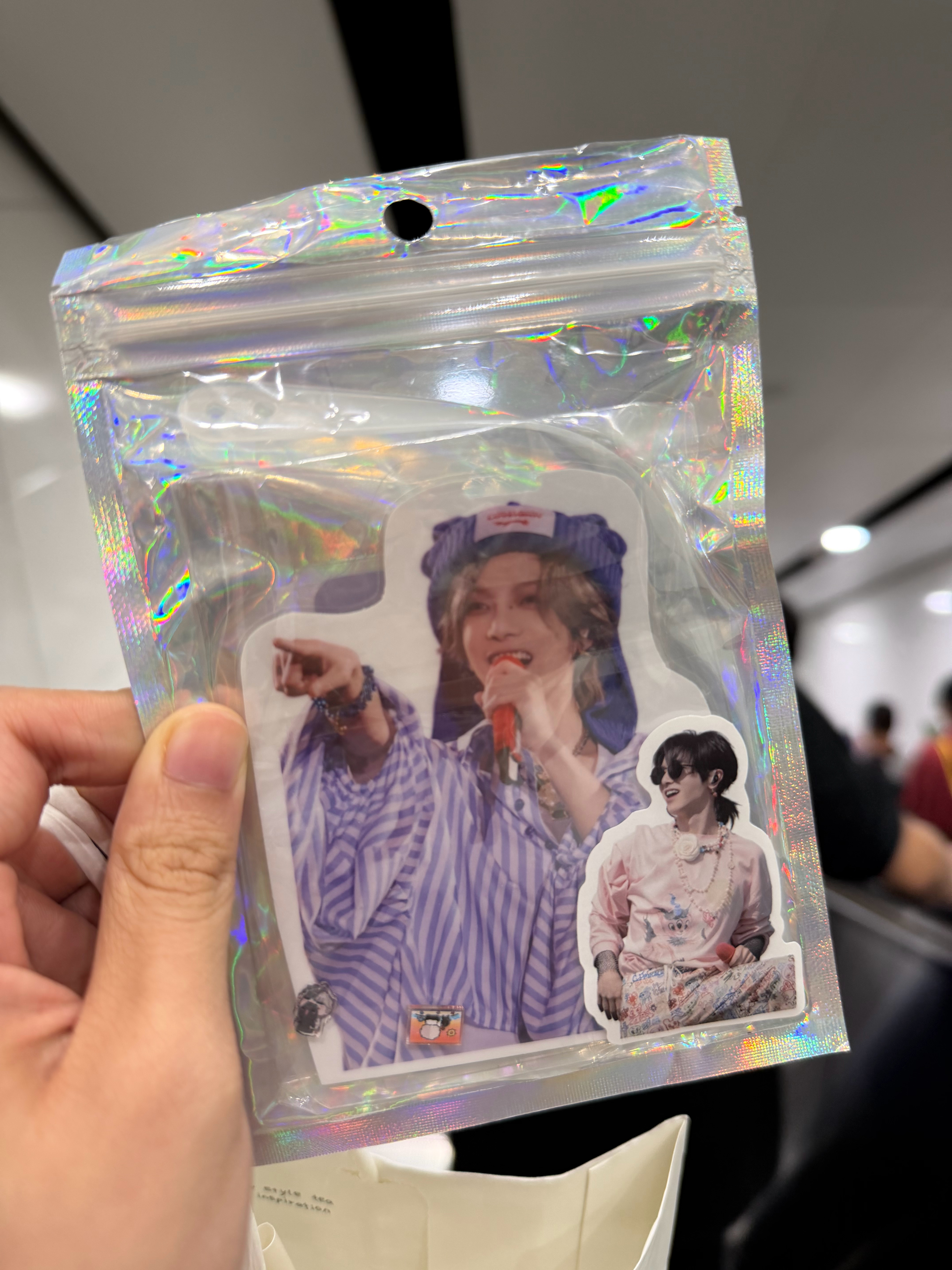 唉，就这样崩溃着结果一抬头看到火星人更想哭了 