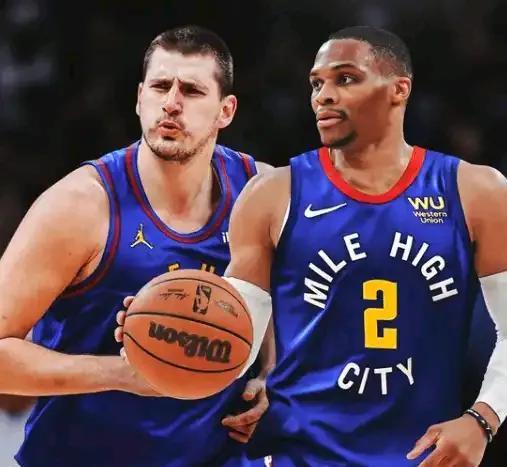 算上约基奇，威少的职业生涯所在的每一个球队几乎都有MVP，合作的MVP有点多啊，