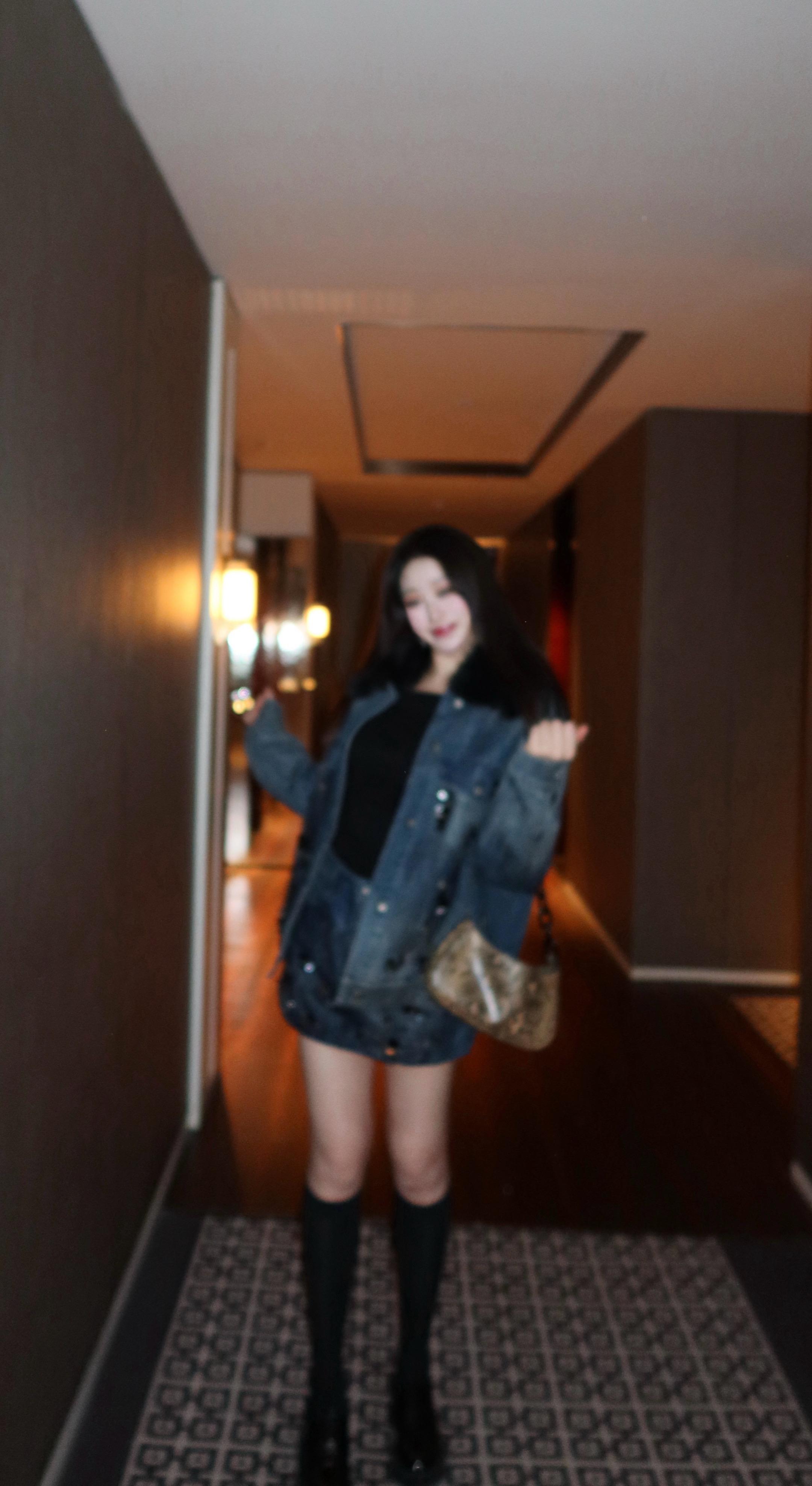 腿瘦了，腰细了，butt还是那么大✌︎('_')✌︎