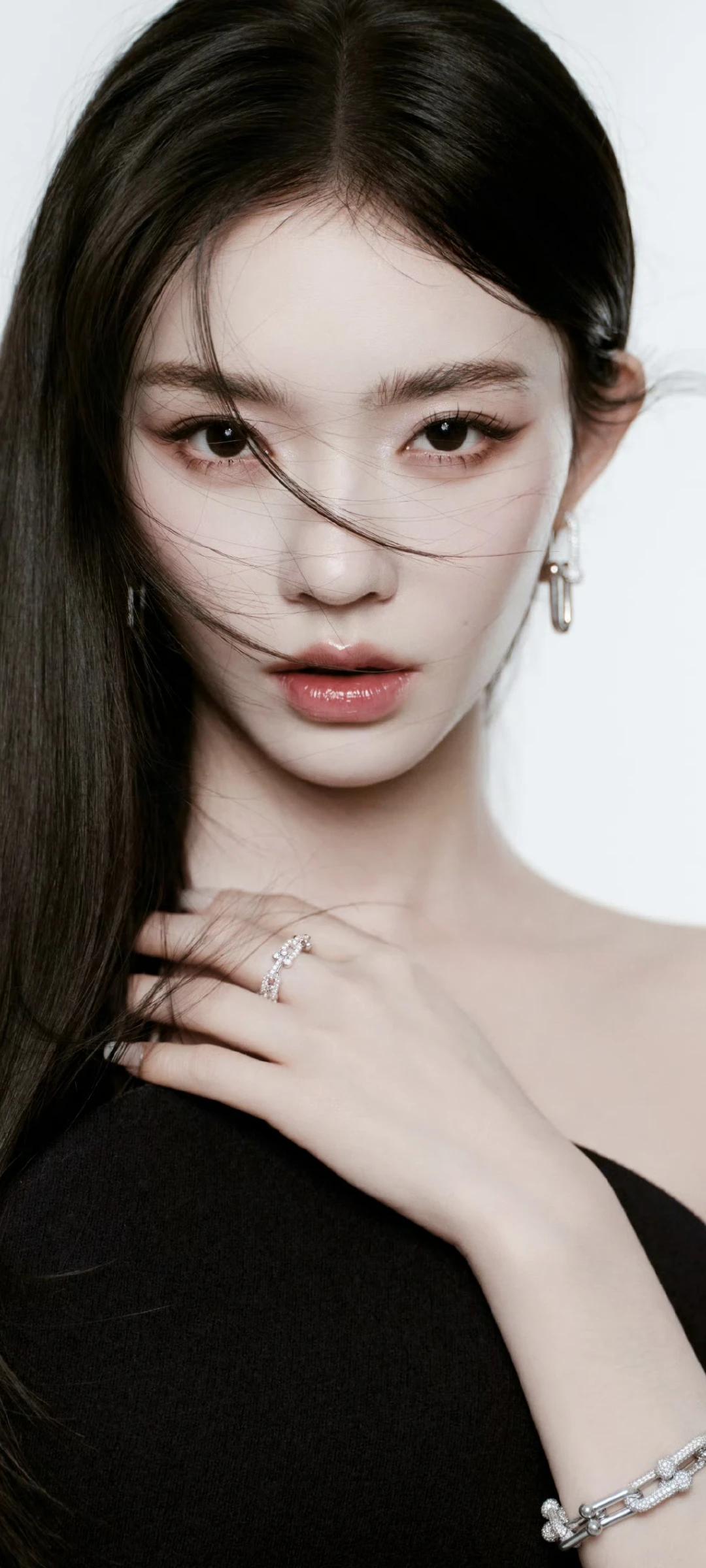 林允壁纸～优雅与妩媚并存，这便是从骨子里透出来的女人味！
晒图笔记大赛
