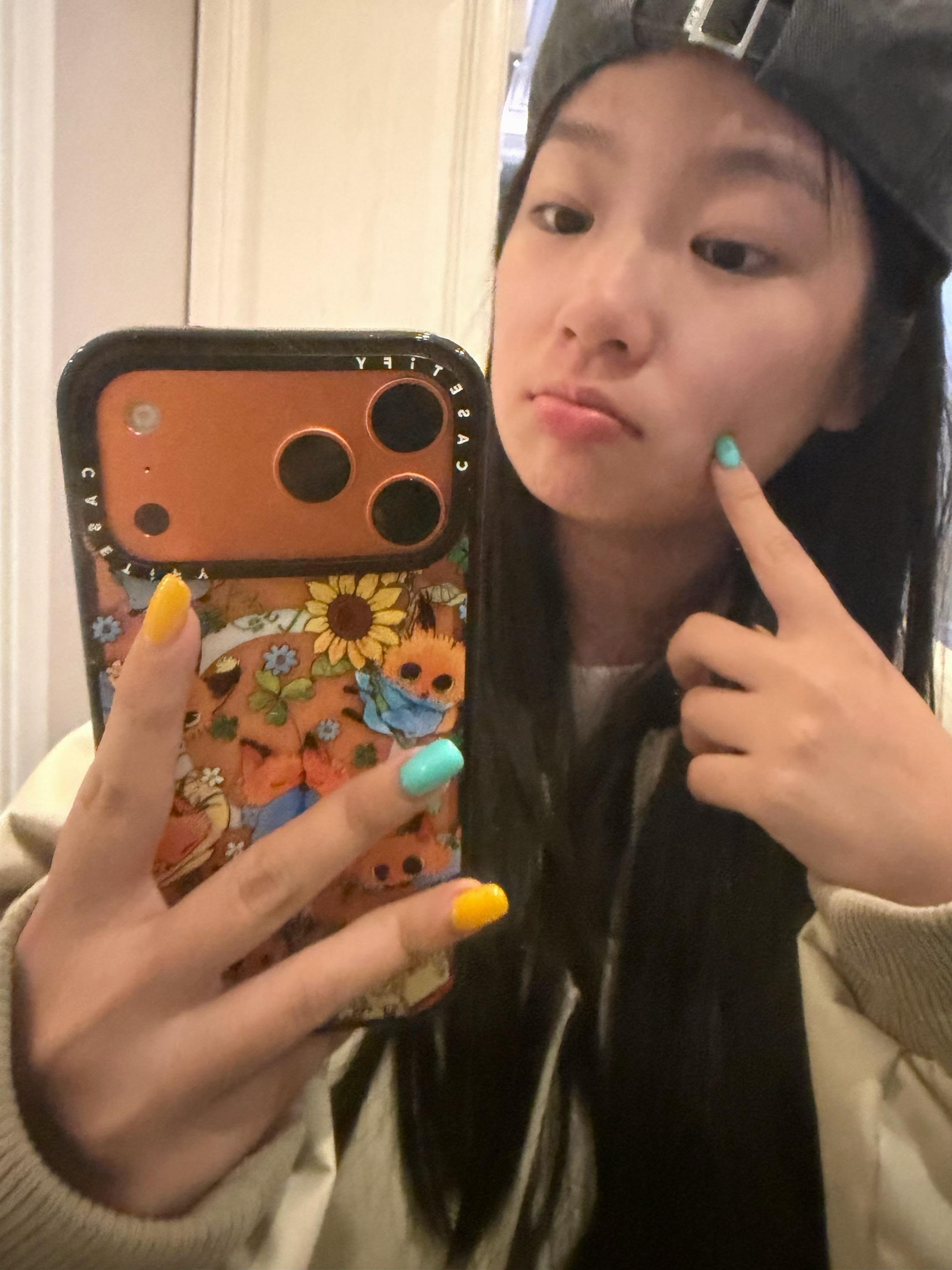 我能嘤嘤嘤😠也能冷冰冰😡我想当网红🥶