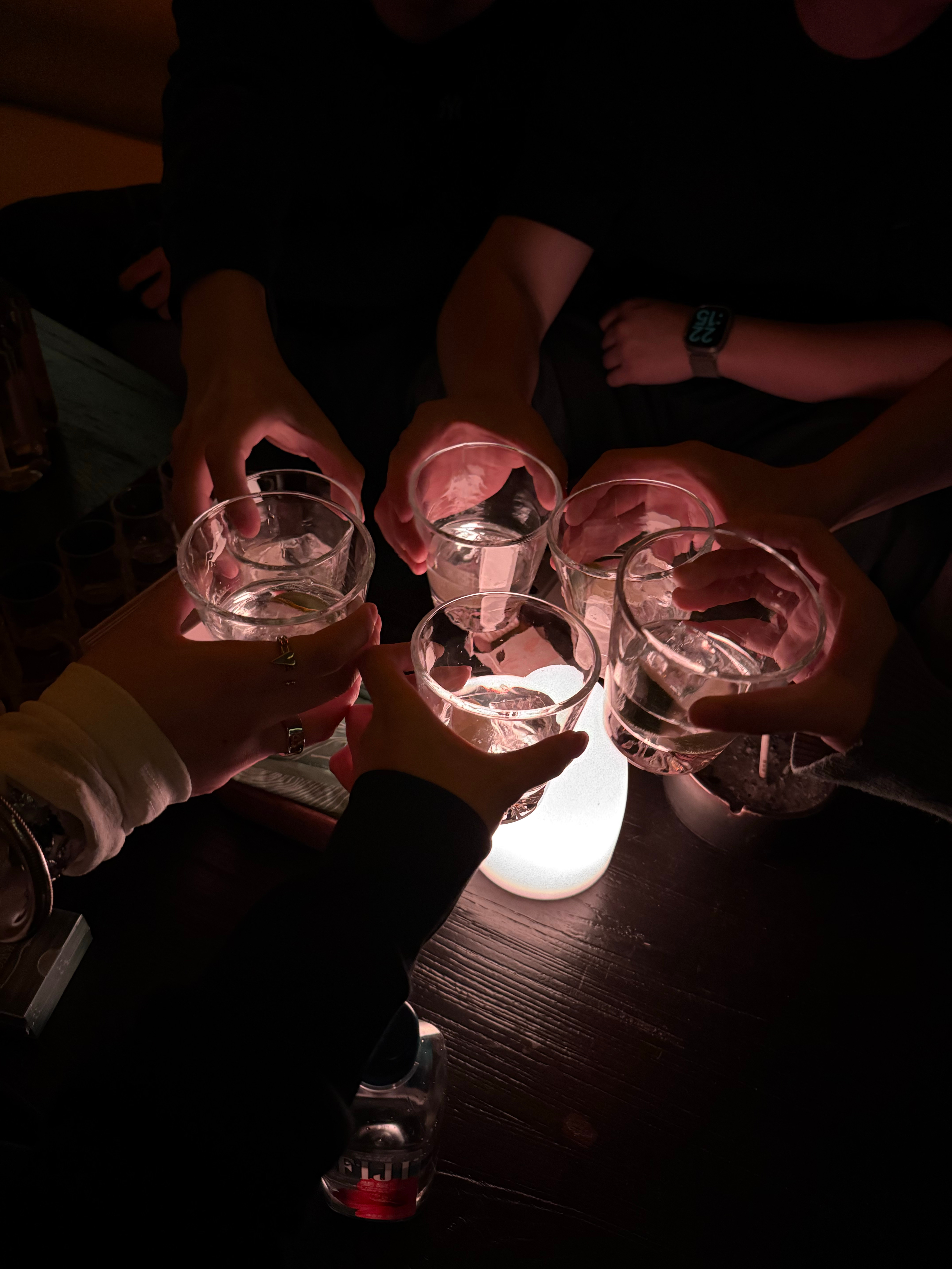 朝九晚酒 