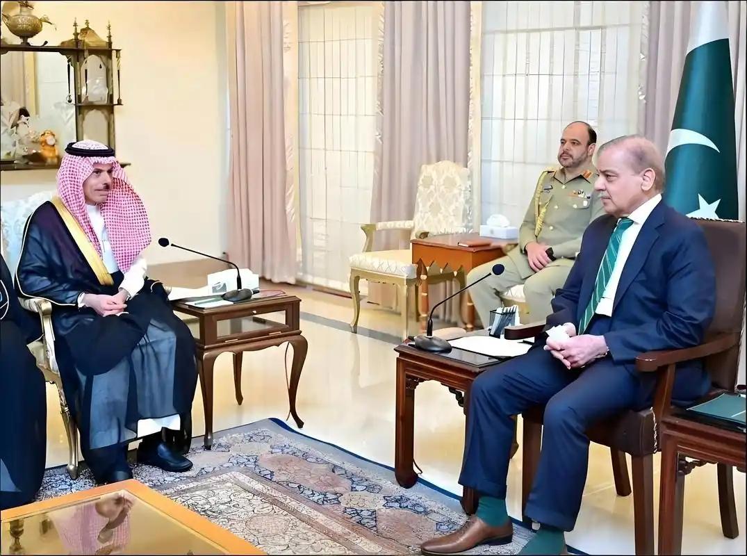 没想到巴基斯坦与沙特的关系会闹到这一步！沙特对巴基斯坦进行上门逼债！4月3日，根