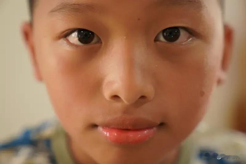 13岁孩子不爱吃饭身高1.2米体重34斤 13岁的孩子不爱吃饭，身高才1.2米，