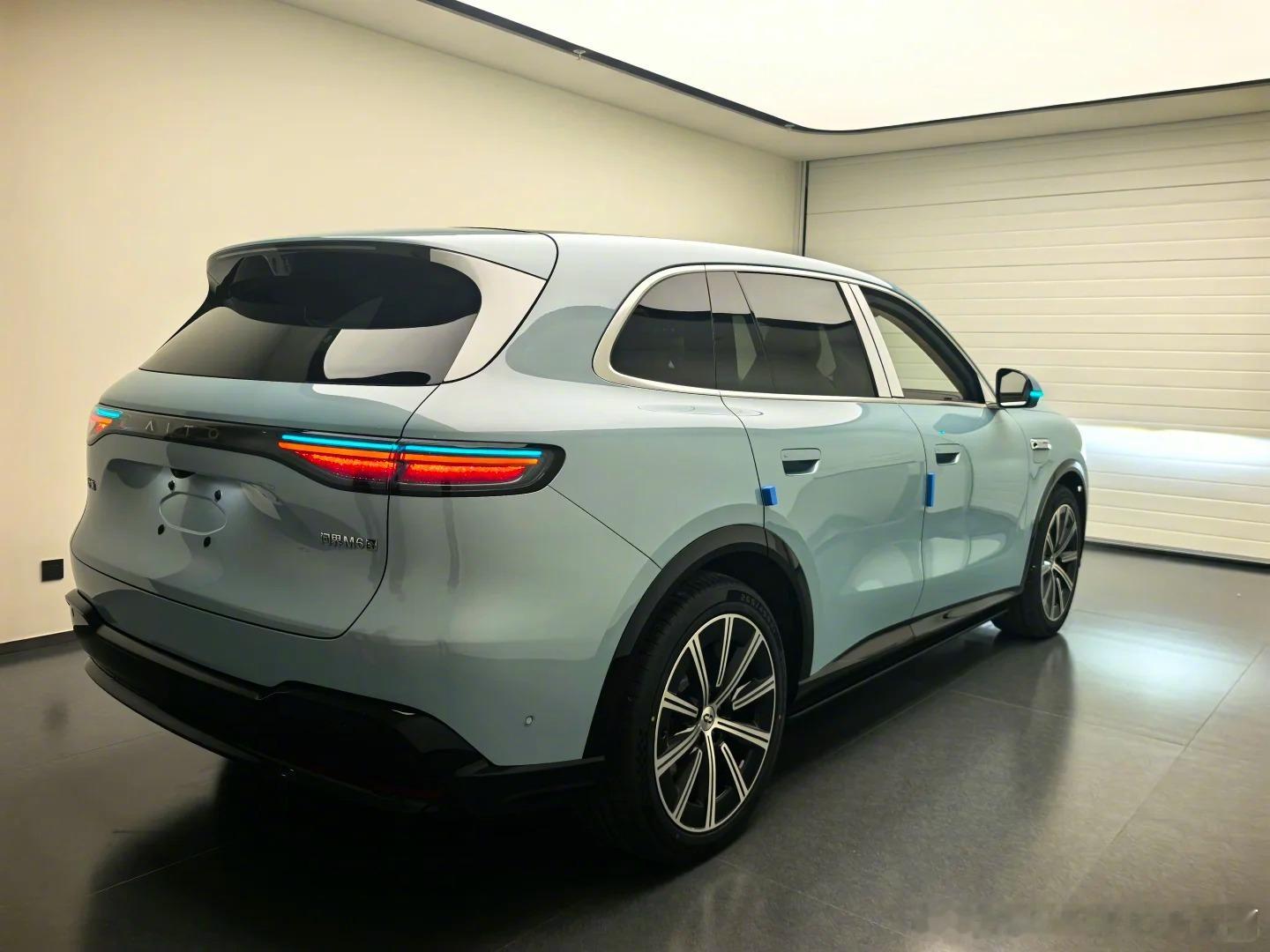 早上好，这个色的问界真不错啊