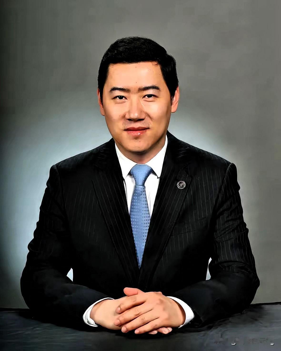 45岁执掌新华医院！蔡伟的“上市公司式管院”，戳中多少患者痛点！

从瑞金小医生