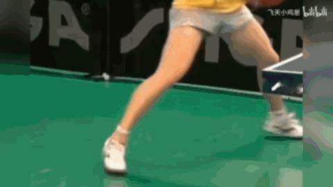 欣赏一波，龙队的美腿吧，大队长下个赛场见！[努力]#马龙想回到大满贯决赛那晚# 