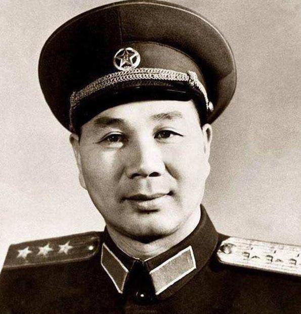 1967年田普托杨成武将信交给毛主席，主席读完询问许世友在哪里，并作何反应？
