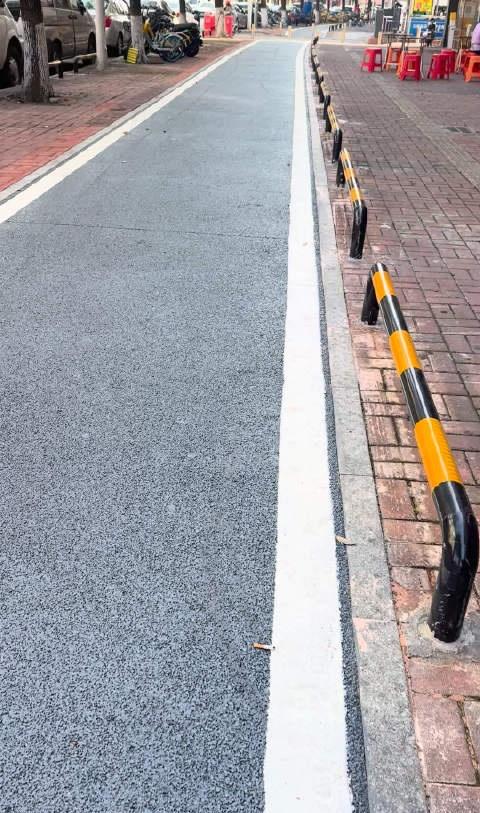 市政建设越来越好
今日份的阳光很猛
昨天走绿道和风日丽
非常巴适舒爽
走走看看我