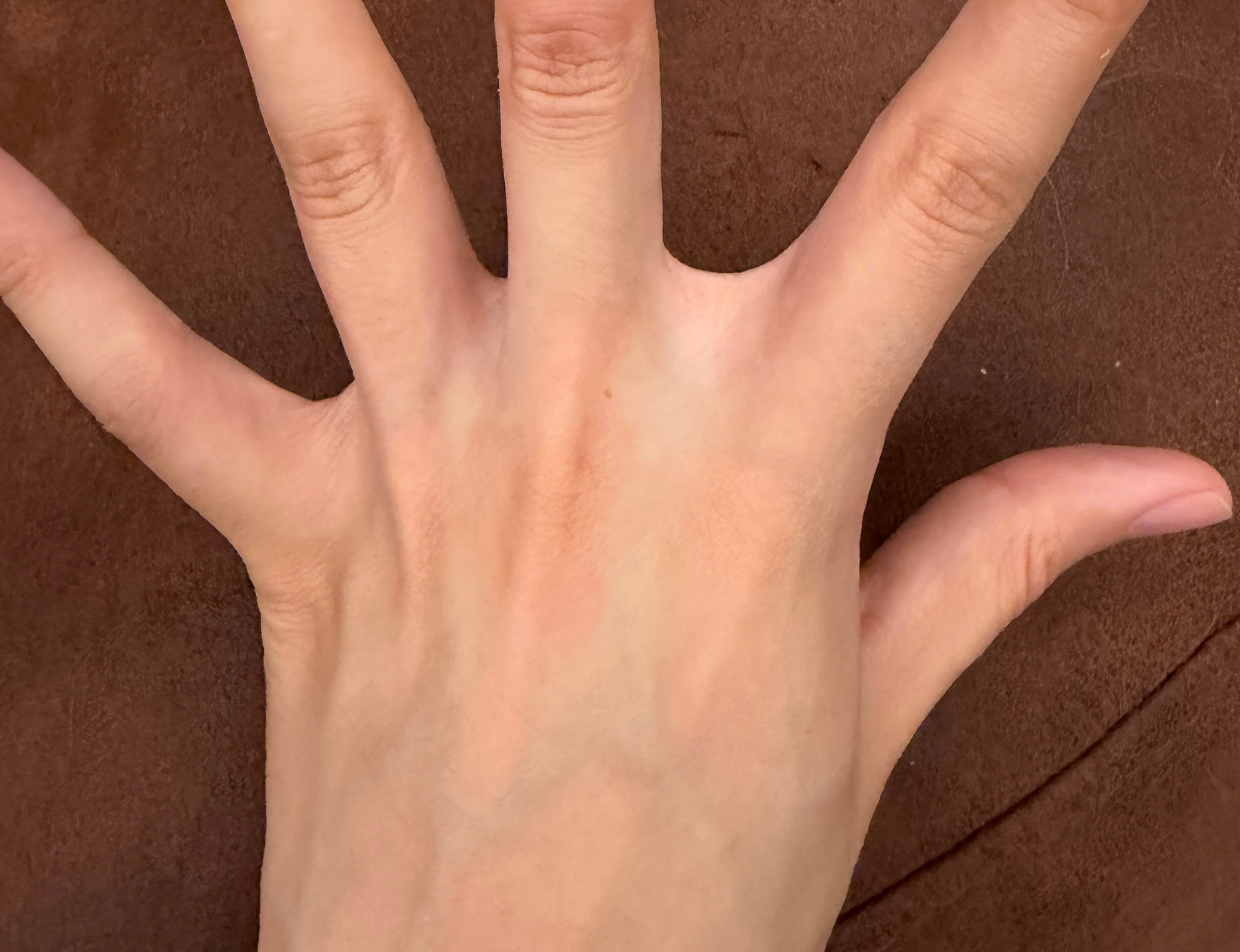 大狼爪…不黑不黑…大狼爪…不黑不黑…大狼爪…不黑不黑…大狼爪…不黑不黑…大狼爪…