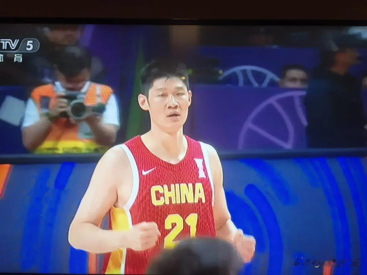 亚洲杯男篮决赛，竟然出现了这样的一幕，太不可思议了！
      31比17，中