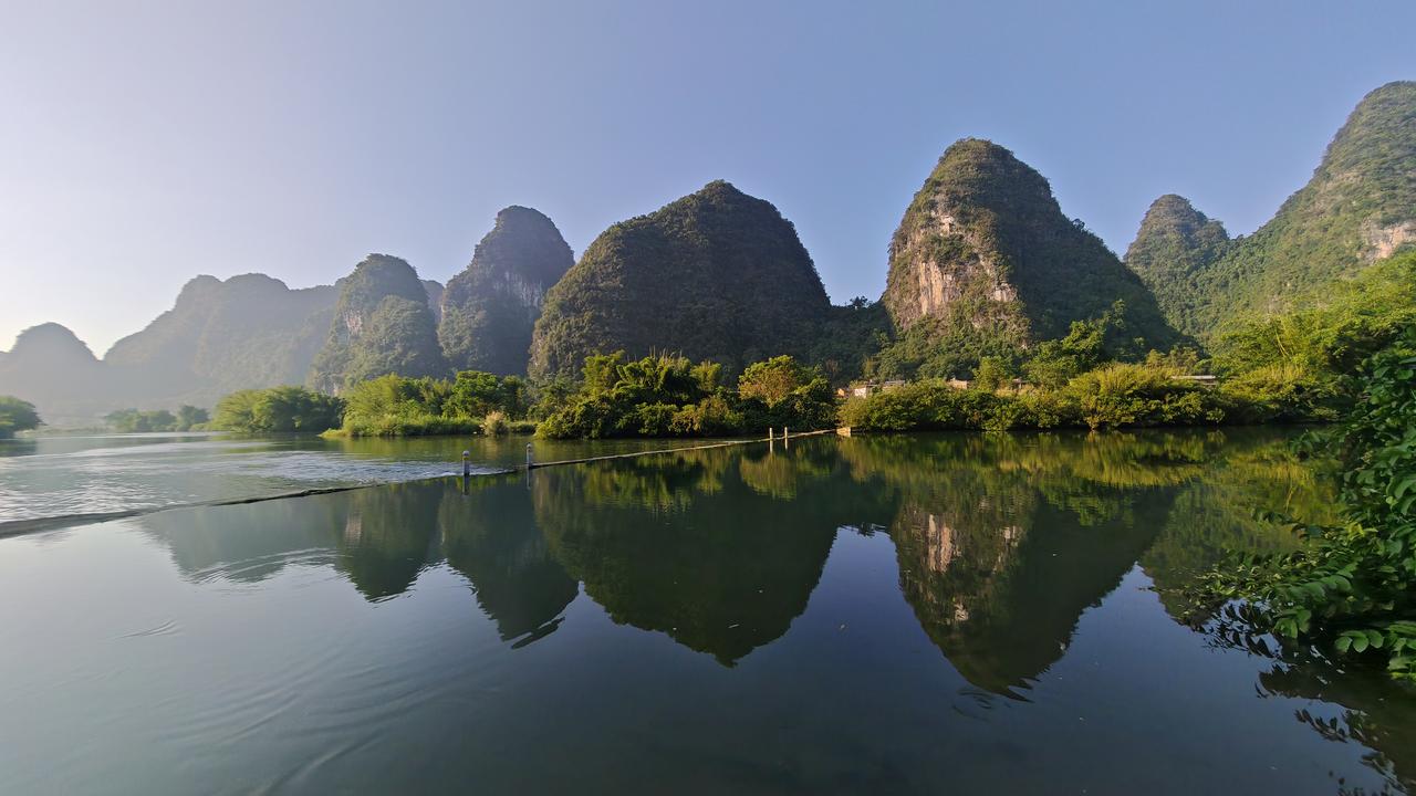 秋日生活打卡季梦幻遇龙河：镜面山水