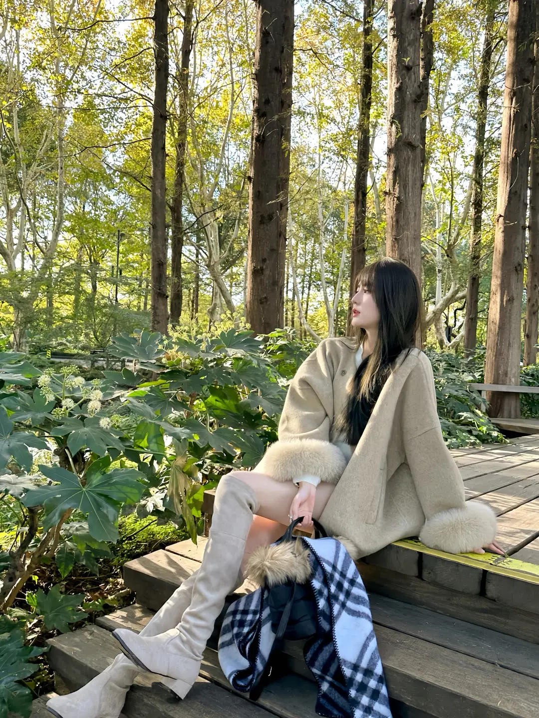 低级的欲望，放纵即可获得，而高级的欲望，需要克制才能达到