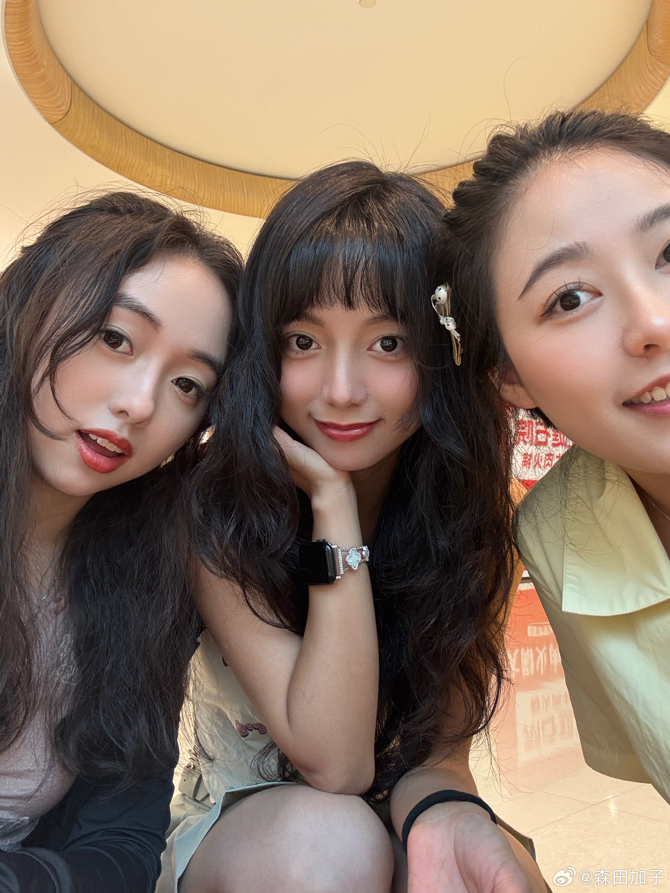 舍不得在沪见的姐妹们[可怜]  ​​​