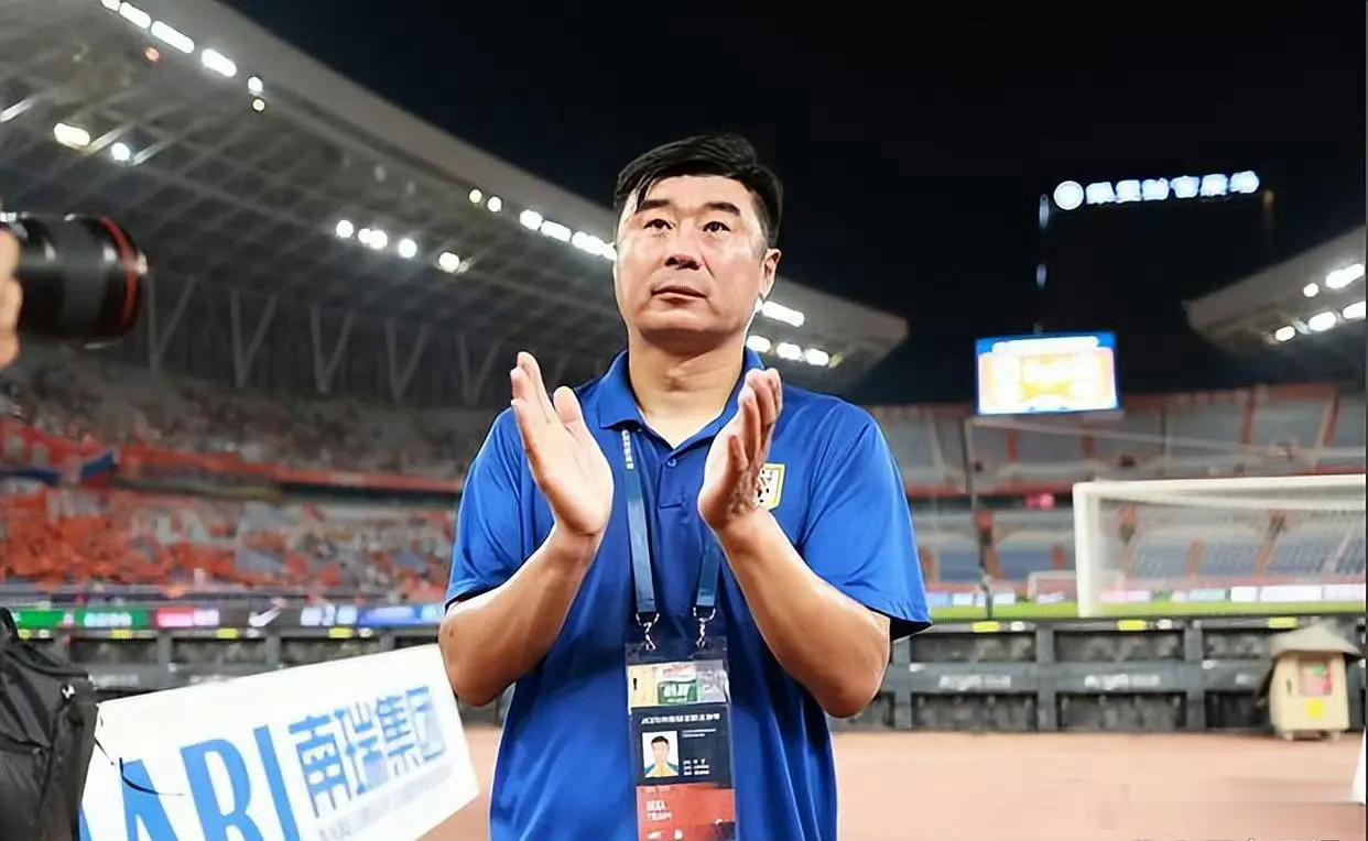 韩鹏离任！唐田成为泰山队新任主教练！昨天早上韩导跟我说 我累了兄弟 短短的五个字